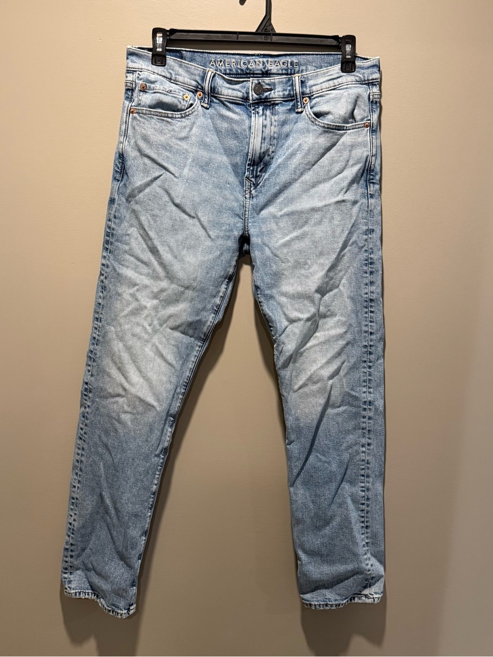 American Eagle Outfitters Light Wash Skinny Jeans